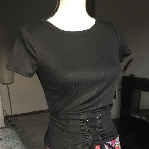 Corset lace up crop top - Picture 6 of 7